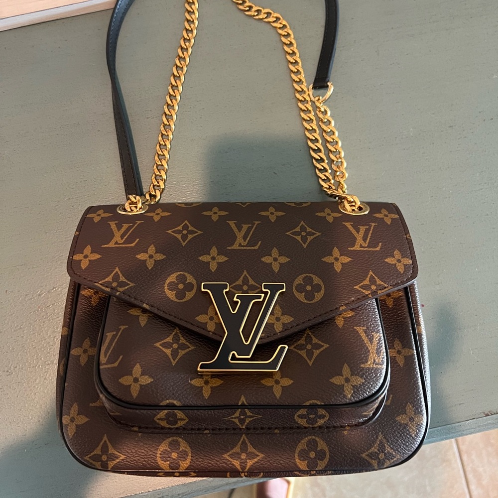 Louis Vuitton NM Passy monogram